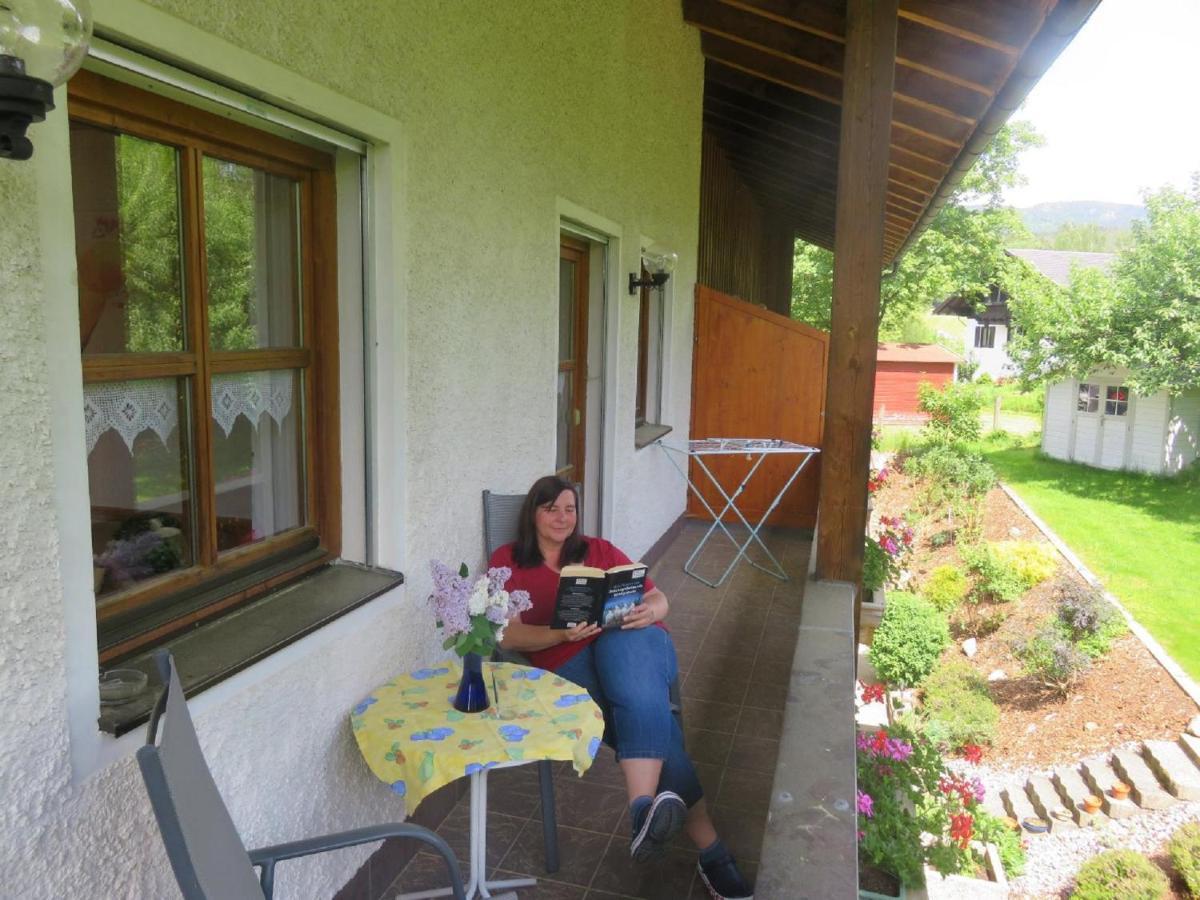 Pension Egner-Riess Arnbruck Buitenkant foto